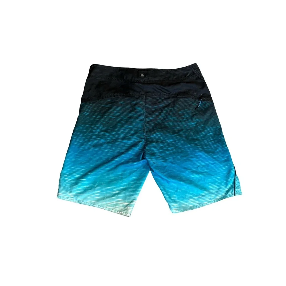 Quiksilver Mens Blue Ombre Boardshorts Size 32 Swim Trunks Surf Shorts